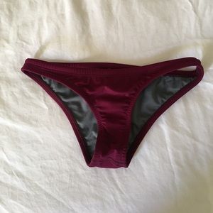 Jolyn Europe Bottoms. Cabernet. Medium.