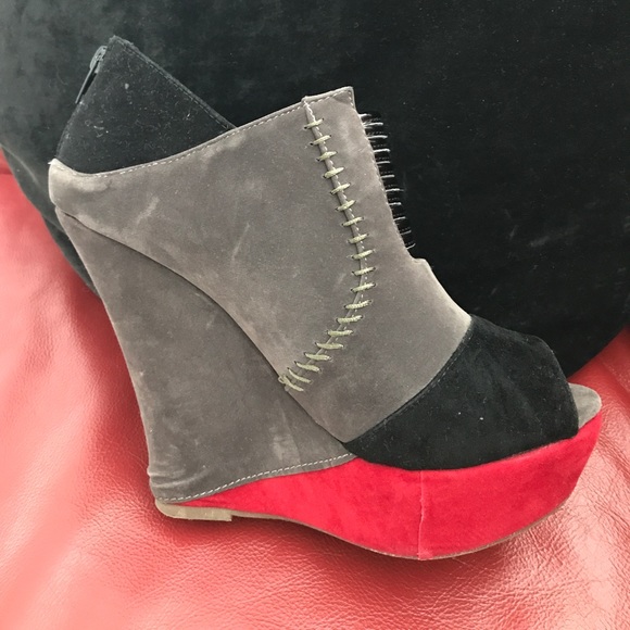 Multicolored Wedge - Picture 2 of 7