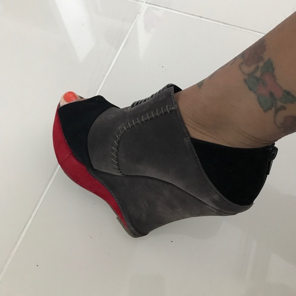 Multicolored Wedge - Picture 6 of 7