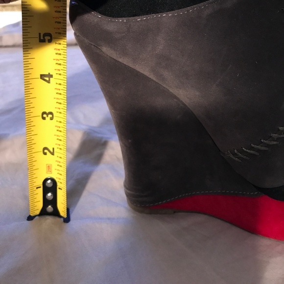 Multicolored Wedge - Picture 7 of 7