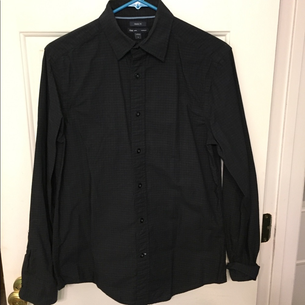 GAP Classic Fit Premium Dress Shirt