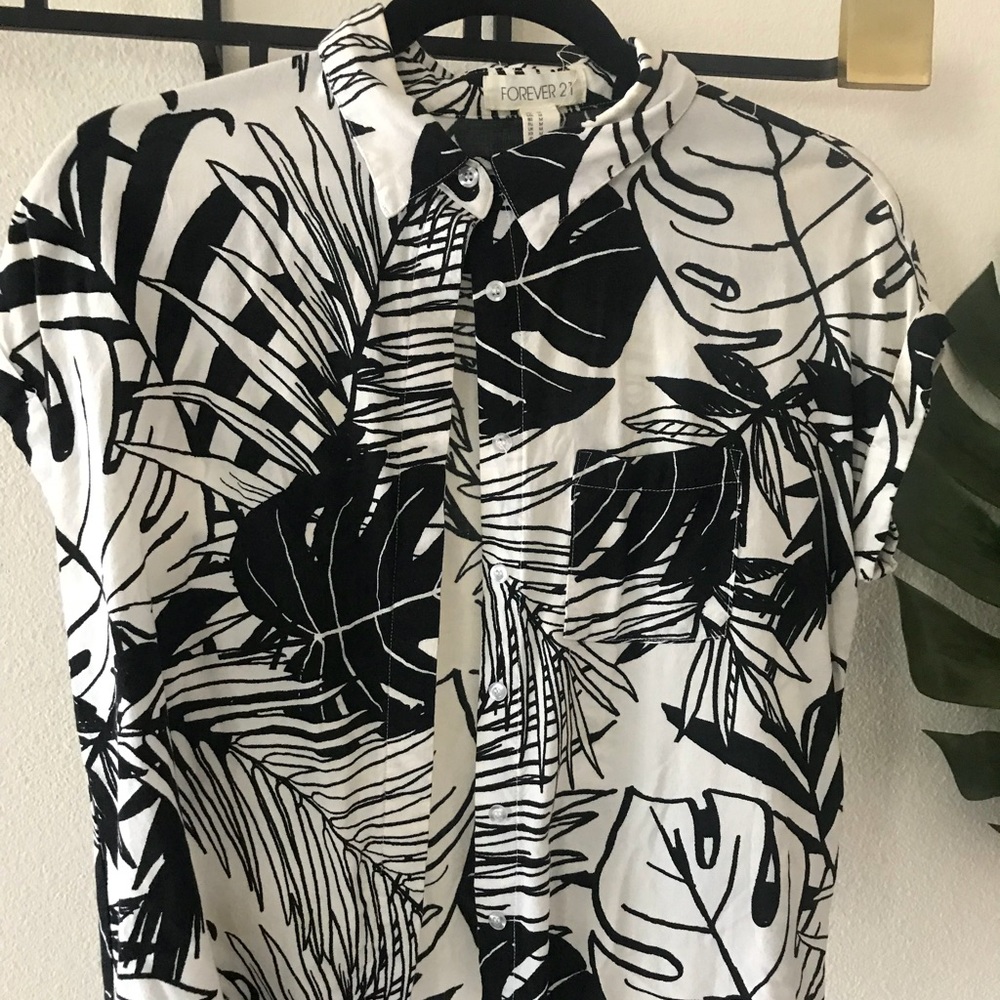 Forever 21 Palm Tree Printed Shirt