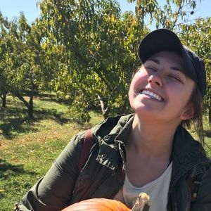 Meet your Posher, Cc