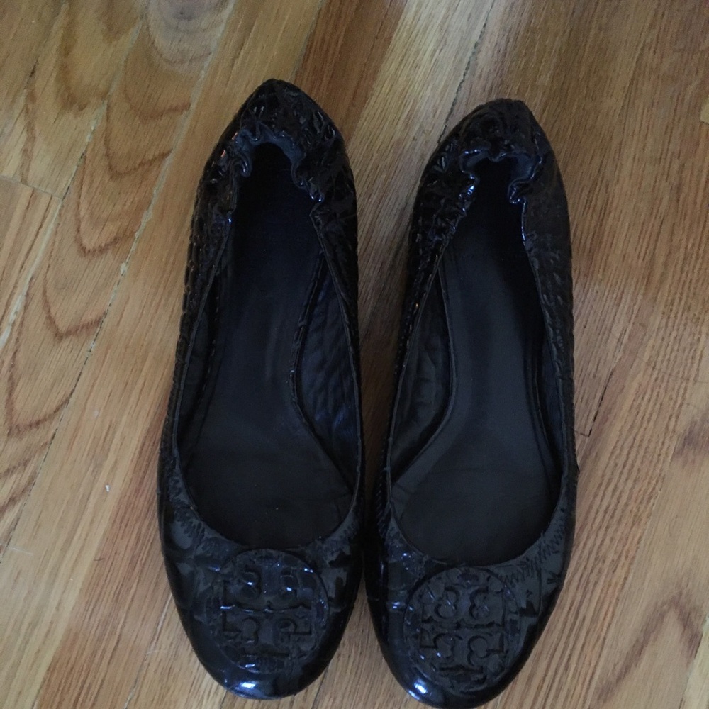 Tory burch black flats