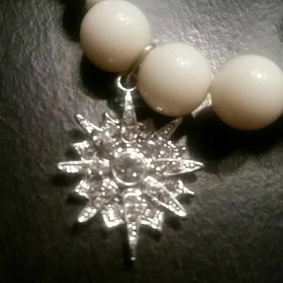 Express snowflake bracelets - Picture 2 of 4