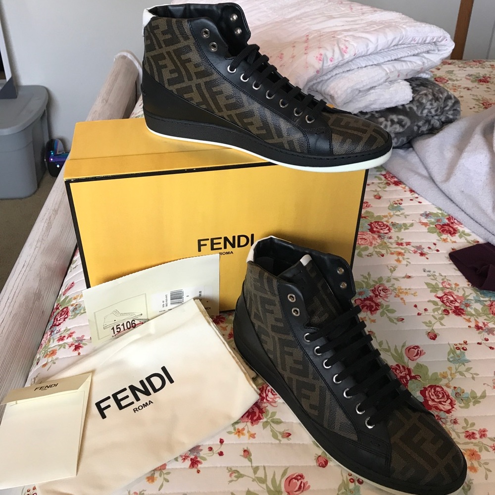 Men’s fendi high tops size 9