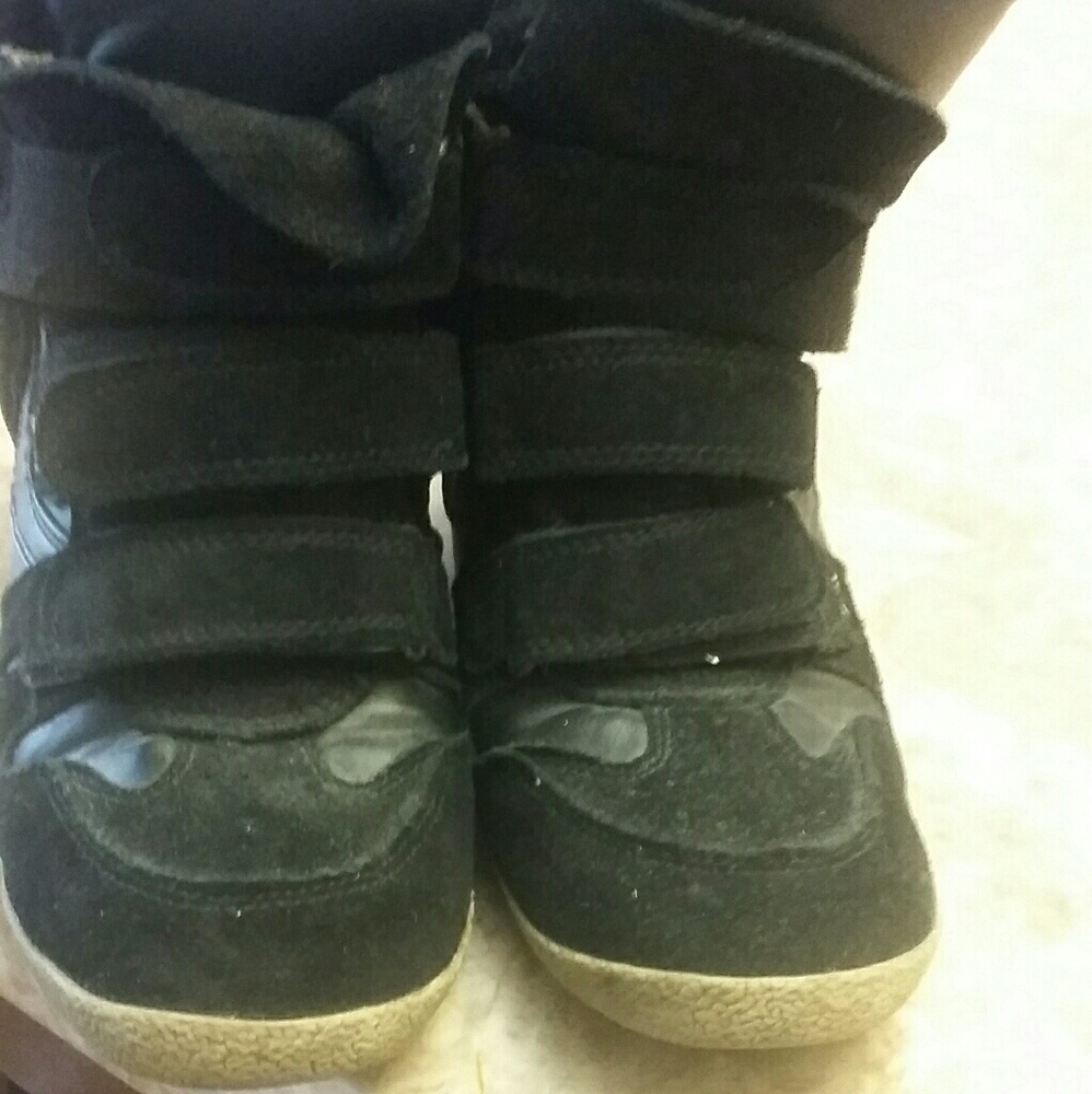 Heel boots