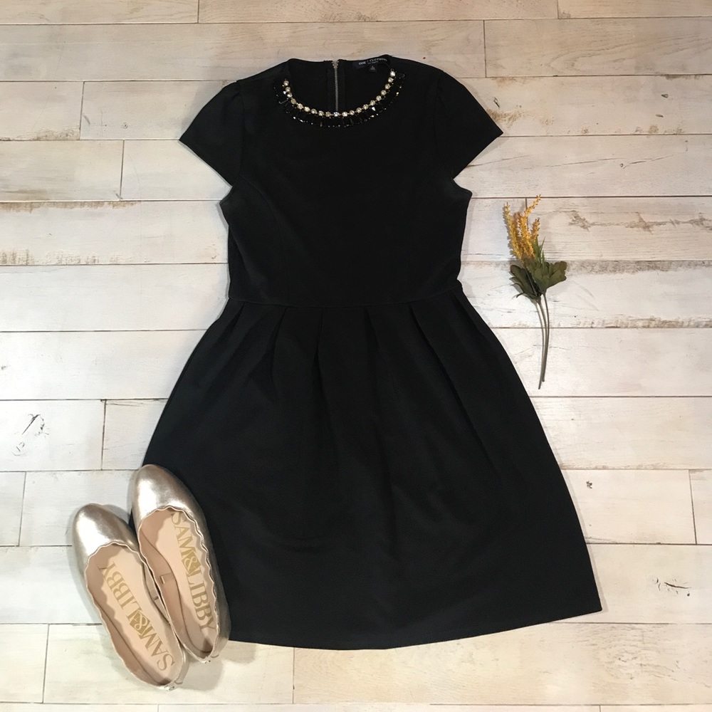 One Clothing Pleated Black Dress