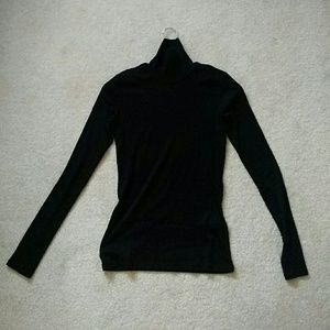 Cuyana black turtleneck NWOT