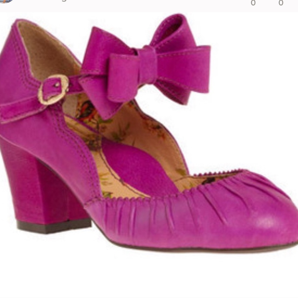 Modcloth miss l fire Rhododendron heels ISO