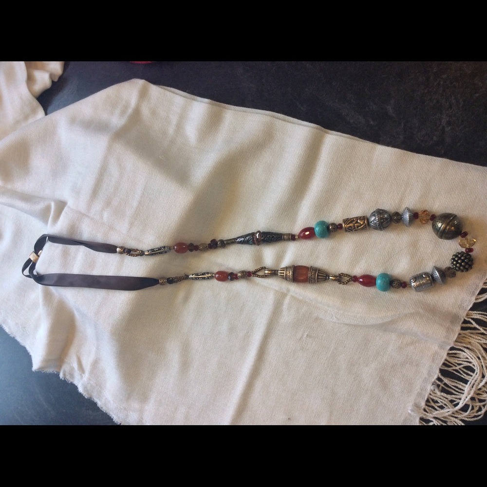 Chico's silver and stone necklace