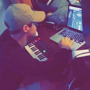 Meet your Posher, Jarod