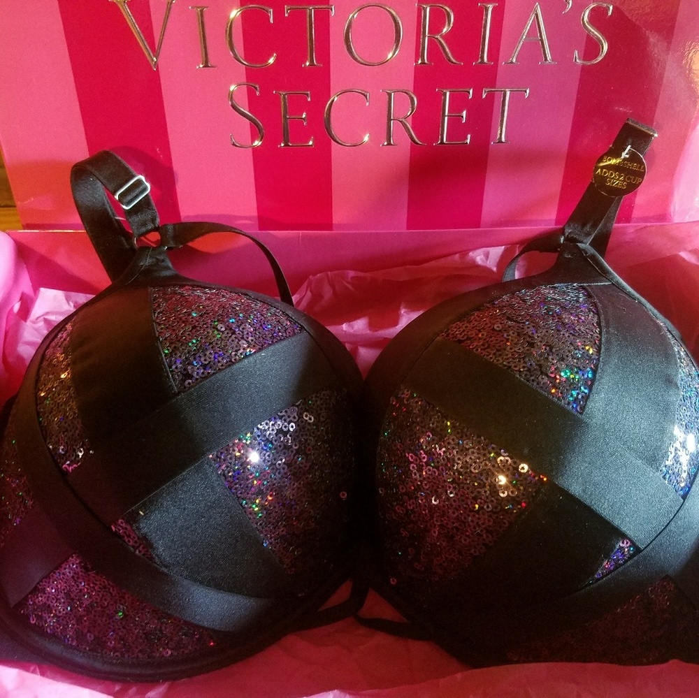 VS Bombshell Fashion Show Bra