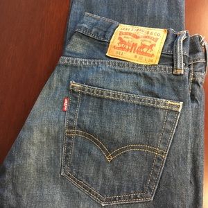 Levi’s with light wash