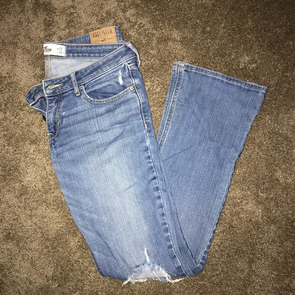 Hollister Co. Bootcut destroyed jeans. Size 9R.