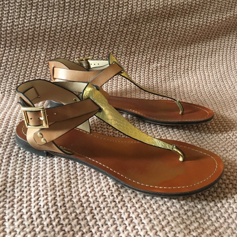 Vince Camuto leather sandals