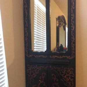 Wooden door with mirrors. Height 7ft. Width2ft4in