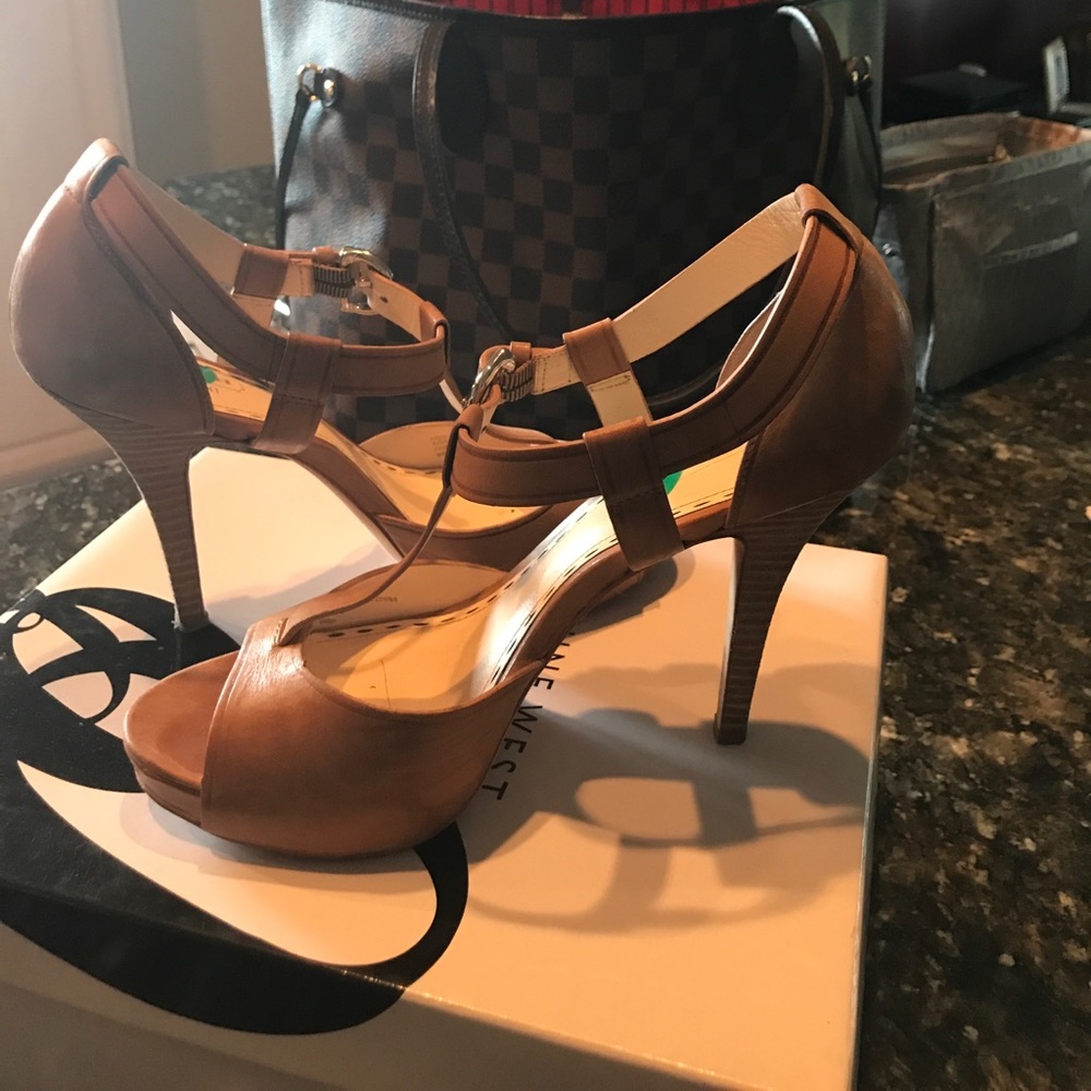 COACH High heel sandal