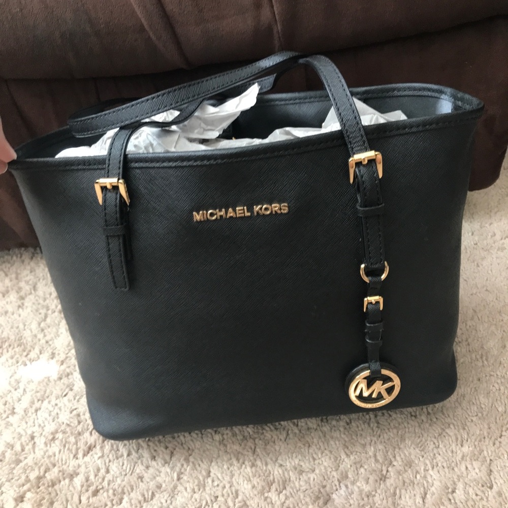 Michael kors black purse