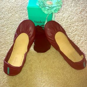 Tieks, size 8