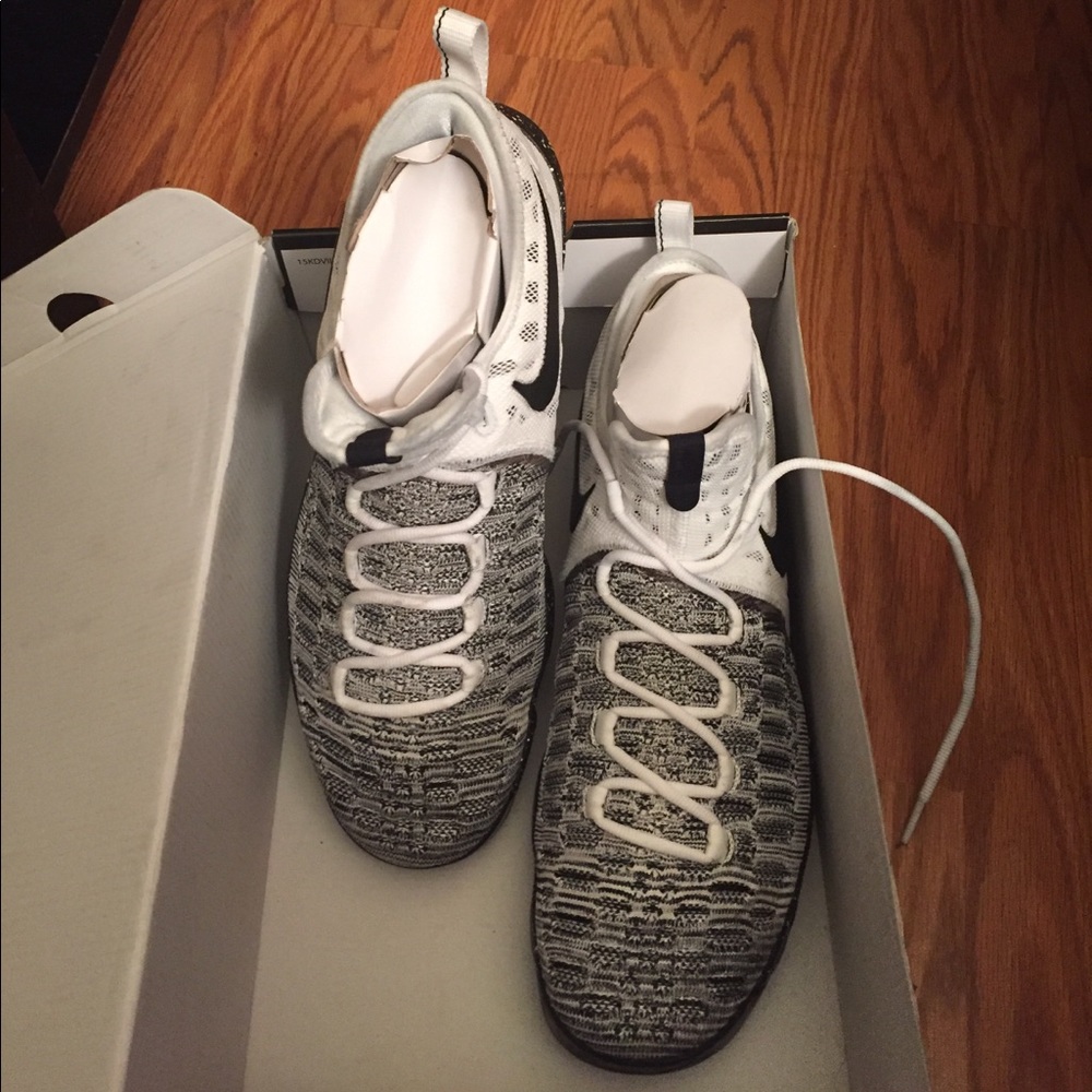 Mens NIKE KD 9 zoom OREO Black & white
