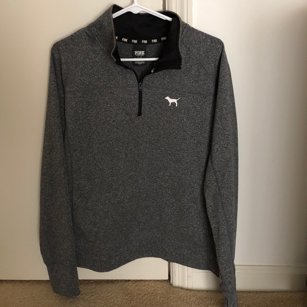 Long sleeve pull over