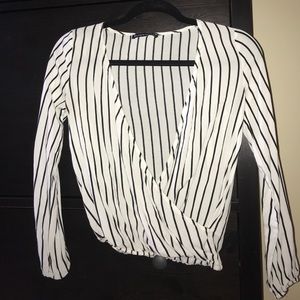NWOT Brandy Melville Zosia Top