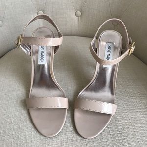 Steve Madden Nude/Tan Ankle Strap Sandals