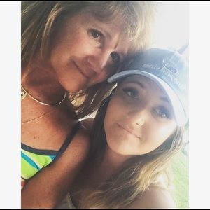 Meet your Posher, Marianne