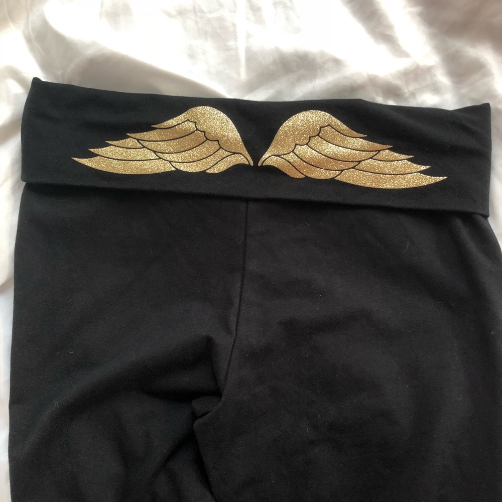 Victoria’s Secret Straight Leg Yoga Pants