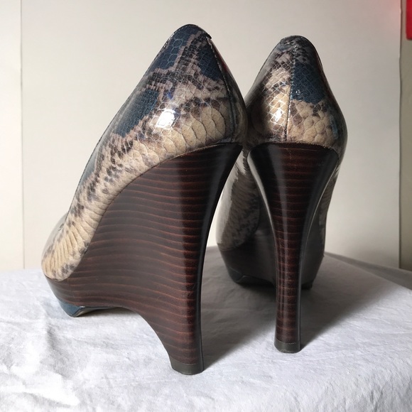 Carlos by Carlos Santana “Conspire” size 8 1/2 - Picture 2 of 4