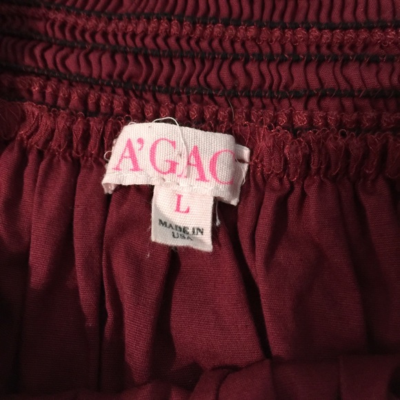 A'GACI CUTE RED OFF THE SHOULDER SHORT SLEEVE TOP! - Picture 3 of 3