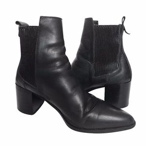 ZARA - BLACK LEATHER ANKLE BOOTS