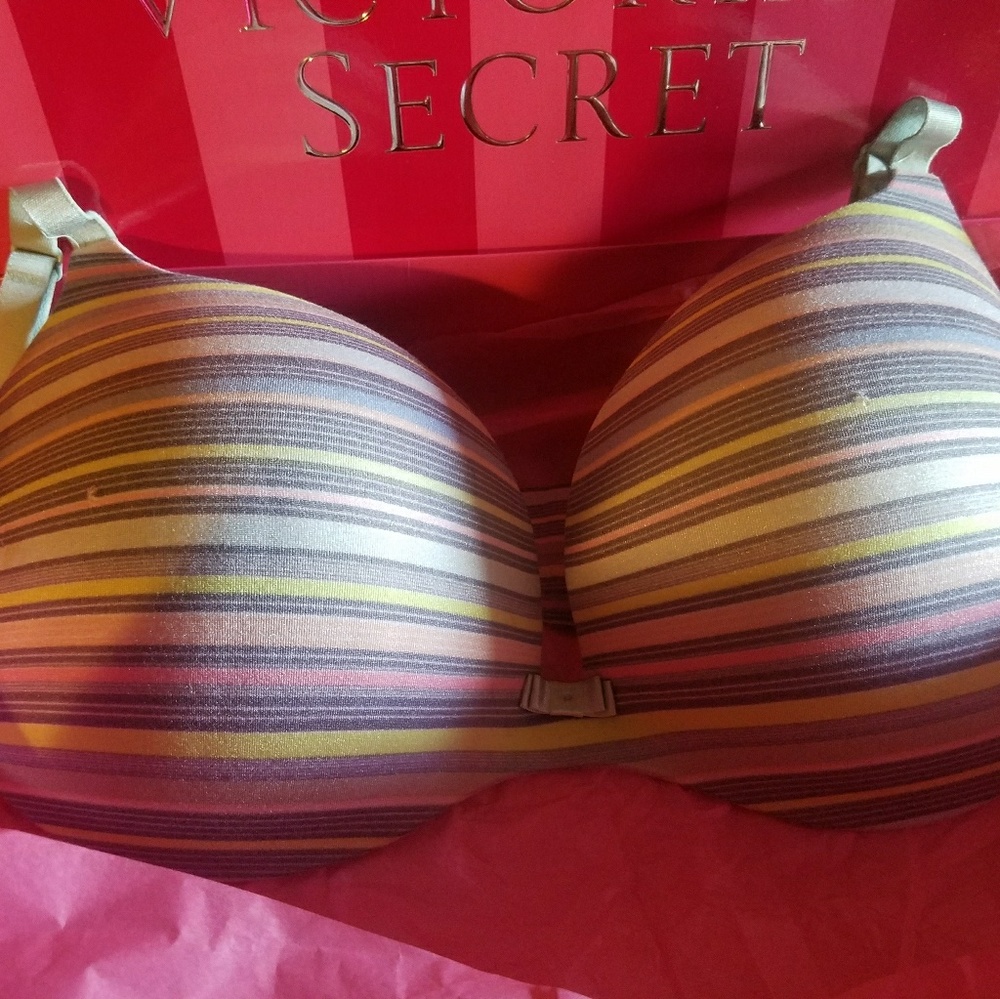 💚💟***GIFTED***❣Victorias Secret Wireless Push Up