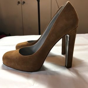 (Size 39) Sergio Rossi (Size 39) Sergio Rossi