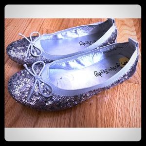 Girls Size 3 Cynthia Rowley Flats
