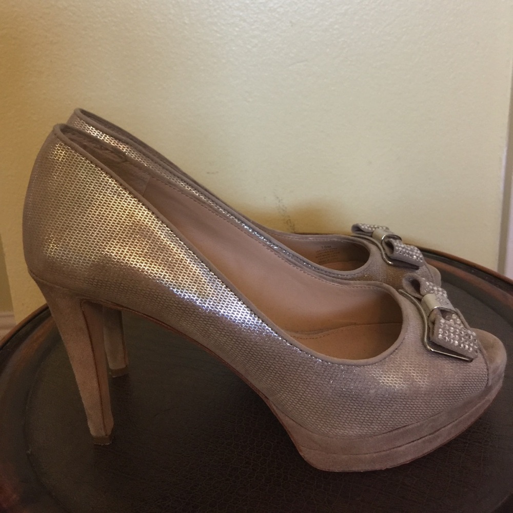 Silver party open-toe pumps
