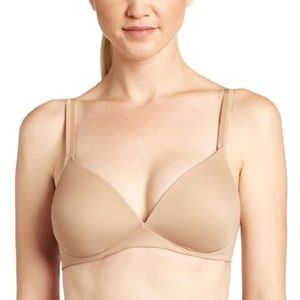 NWT Warner’s Light Lift Wireless Bra 40B