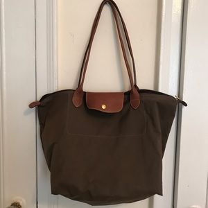 Longchomp Tote in olive green