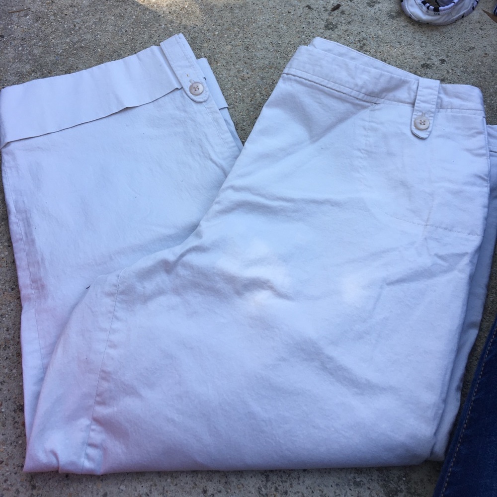 Khaki capris