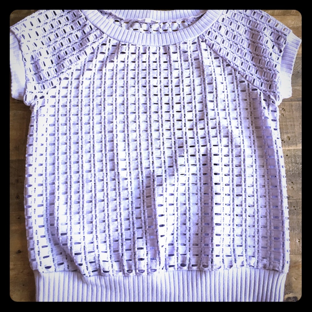 Anthropology stylish lavender top, like new.
