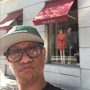 Meet your Posher, Eric