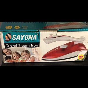 Travel steam iron