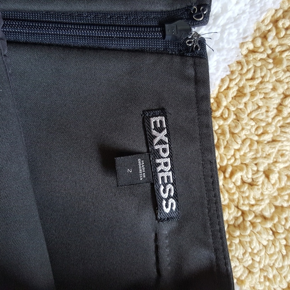 Mini skirt - Picture 4 of 6