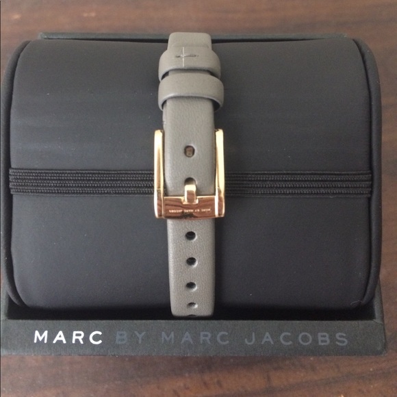 Marc Jacobs gray & gold women\'s watch