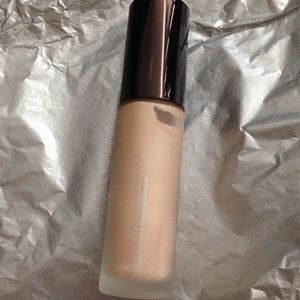 Becca Cosmetics Backlight Priming Filter