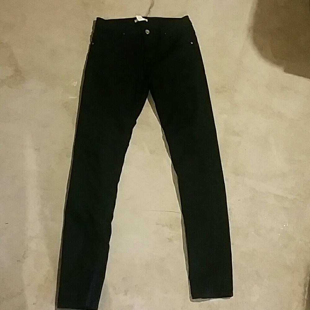 Skinny jeans