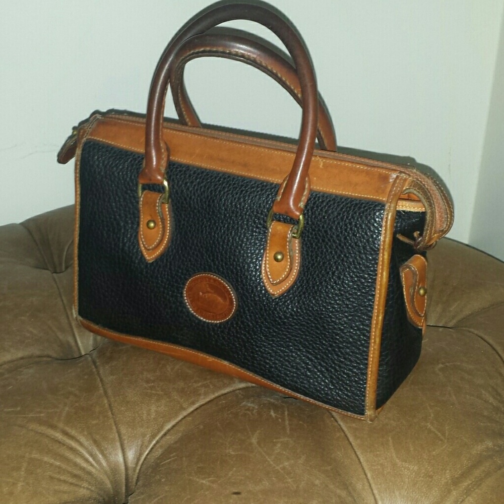 Vintage Dooney and Burke black pebble leather bag