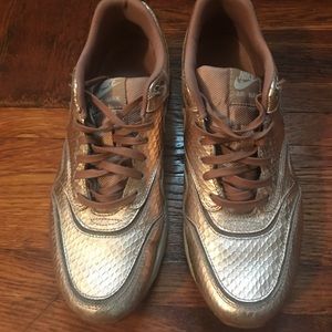 Nike Shoes - Nike Air Max Nike Shoes - Nike Air Max