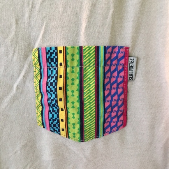 Serengetee / Cropped top w/ contrast pocket - Picture 2 of 4